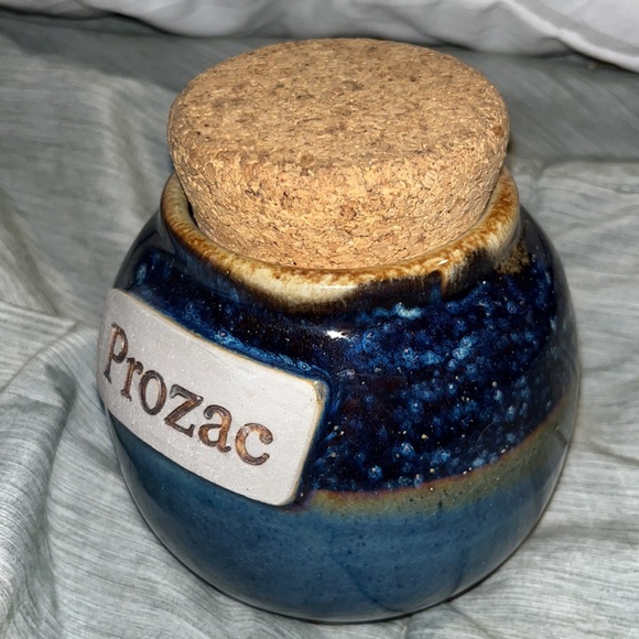 Blue canister with cork lid - Picture 6 of 9